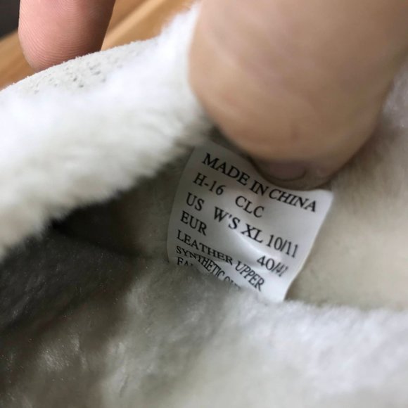 Reef White Perforated Faux Fur Lined Slip On Slippers Womens XL Size 11 - Picture 10 of 11